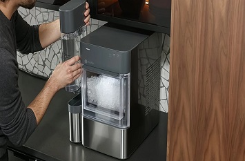 ICE MAKER